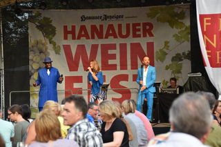 Für gute Stimmung sorgten am Donnerstagabend The Colours feat. Smily Garfield