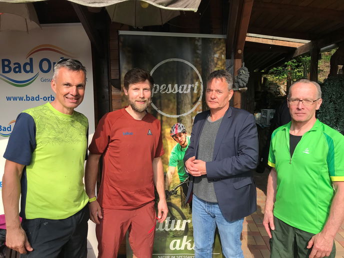 Von links: Bernhard Mosbacher, Stefan Loibl, Dr. Dirk Thom, Klaus Bergfeld.