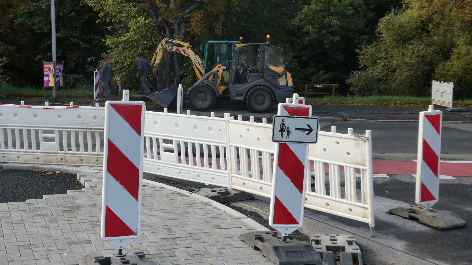 Fuß- Und Radverkehr Am Alten Rückinger Weg Werden Durch Zwei Baustellen 