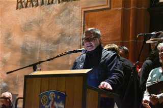 Auch Bürgermeister Malte Jörg Uffeln hielt eine Ansprache