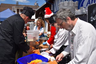 Frische Zutaten für die live gekochte Paella.