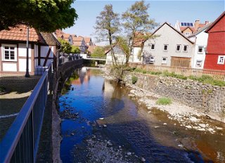 Die Wasserentnahme aus Gewässern ist seit Mai im Vogelsbergkreis verboten. 