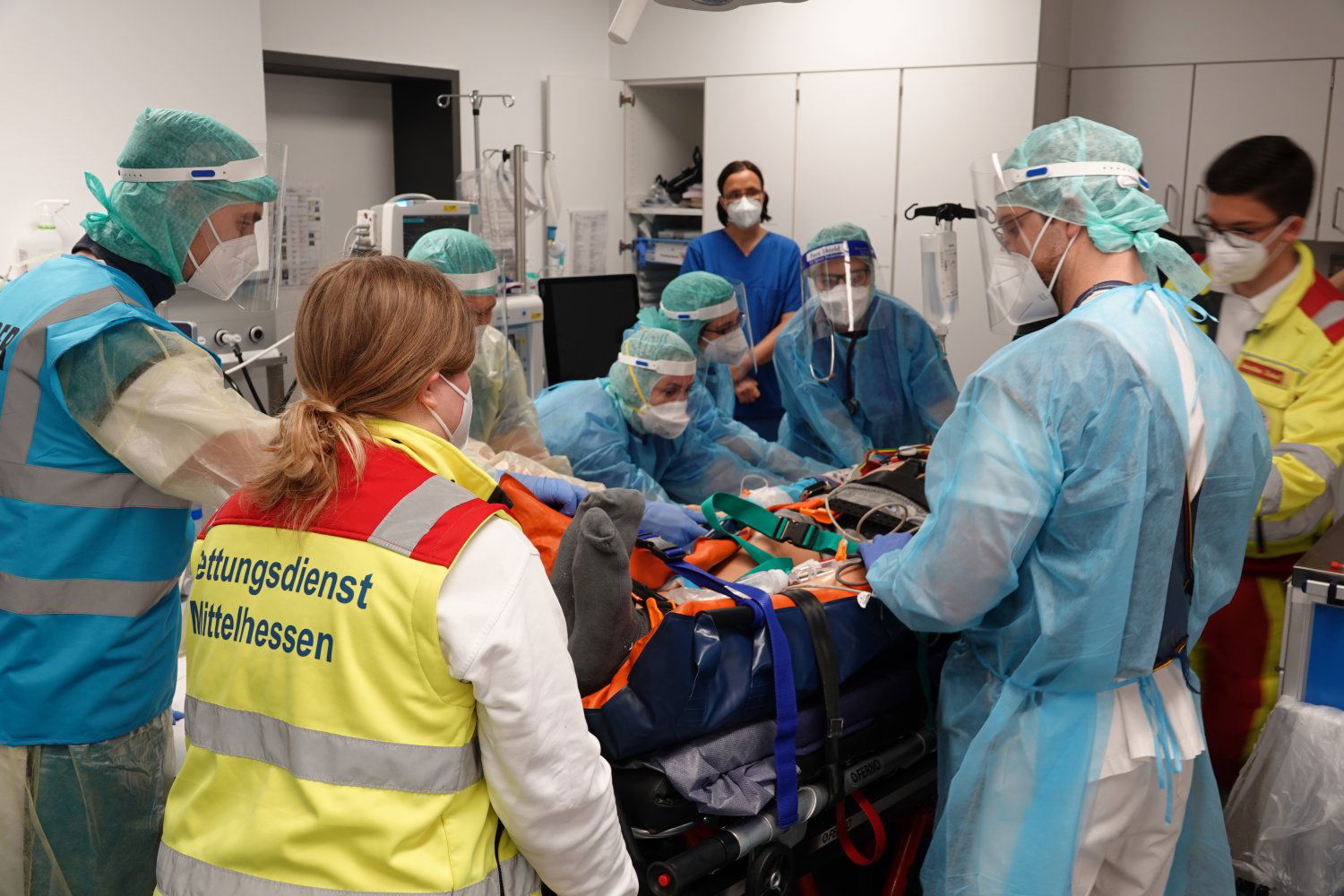 Main-Kinzig-Kliniken Und Rettungsdienstschule üben Den Ernstfall Im ...