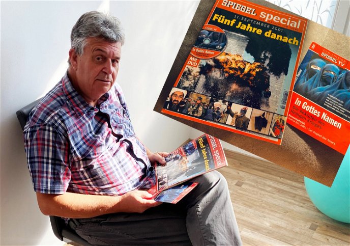 Der Autor Hans-Peter Ehrensberger blättert in einer Sonderausgabe des SPIEGEL, die 2006 anlässlich des fünften Jahrestages der Anschläge von New York erschien. - Foto: Privat