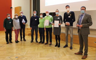Hier die Teams mit den meisten Kilometern (von links) die Seniorenadler Bruchköbel (Platz 2), der Skiclub Bruchköbel (1. Platz) und die BSG Goodyear Hanau (3. Platz).