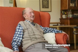 Sesselglückseligkeit in der Senioren-Dependance Neuberg