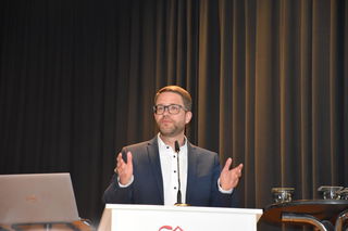 Landrat Thorsten Stolz bei seiner Ansprache