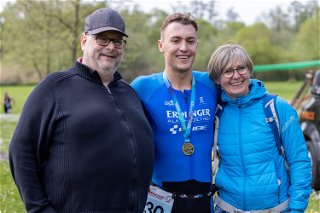 Thomas Ott mit seinen stolzen Eltern