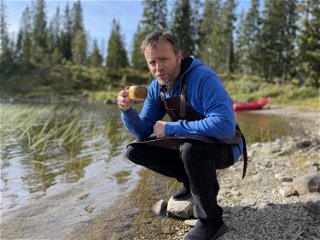In der wilden norwegischen Natur kann man das Wasser aus den zahlreichen Seen ohne Sorge trinken