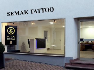 Der Tattoo-Laden von außen