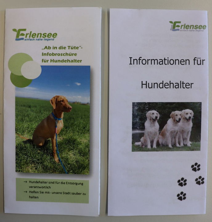 Wichtige Informationen finden Hundehalter in diesen Broschüren. Beide sind am Empfang des Rathauses erhältlich. - Foto: Stadt Erlensee