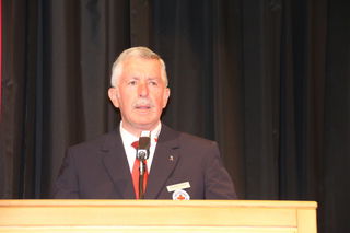 Höhepunkte des Abends waren die Festrede von Norbert Södler, Präsident des DRK Landesverbands Hessen und die offizielle Übergabe eines Lkw.