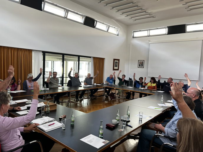 Gründungsveranstaltung im Brüder Grimm-Saal des Kreishauses in Gelnhausen.