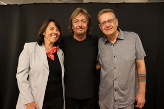 Bürgermeister Stefan Erb und Erste Stadträtin Birgit Behr mit Chris Norman.