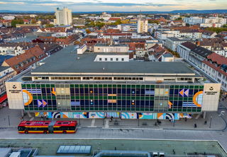 Am 13. März 2025 wird der Stadthof Hanau eröffnet. Im Erdgeschoss wird dann eine spannende Mischung aus Handel, Kultur, Bildung und Begegnung die Innenstadt bereichern.  - Foto: Stadt Hanau/Moritz Göbel