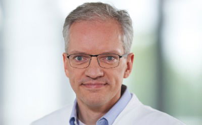 Prof. Dr. C. Schmidt - Direktor der Med. Klinik II (Gastroenterologie, Stoffwechselerkrankungen)